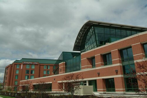 Внешний вид отеля Hampton Inn by Hilton Ottawa в Оттаве, фото 3