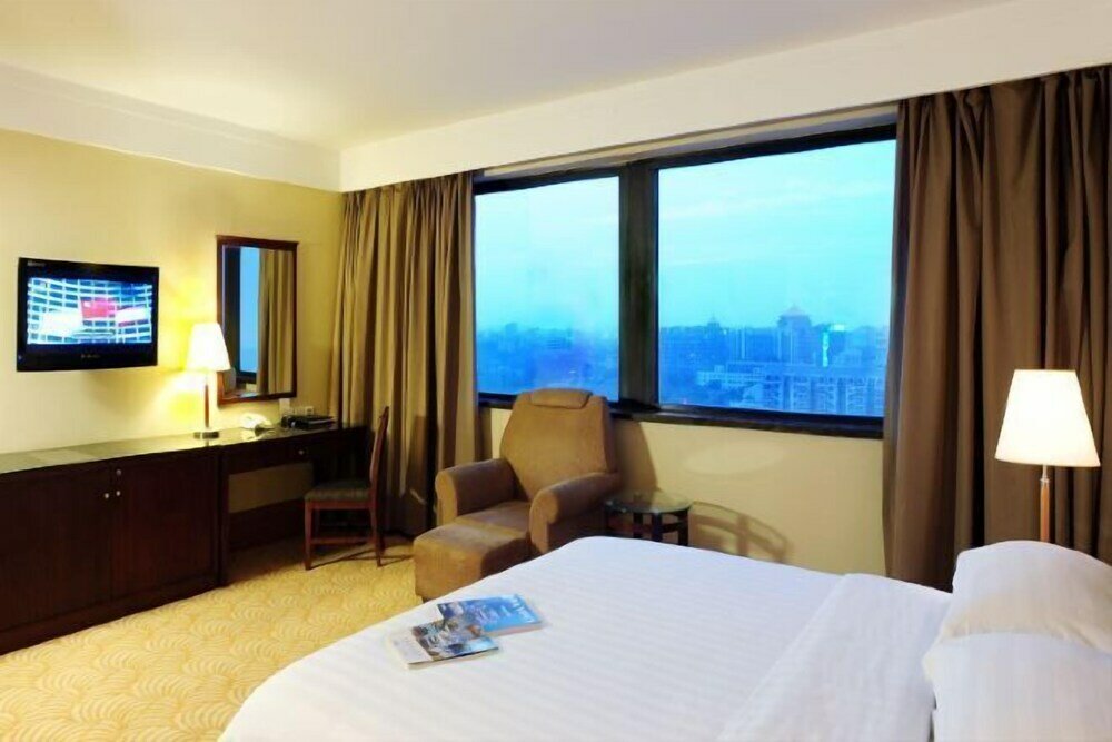 Фото Beijing International Hotel