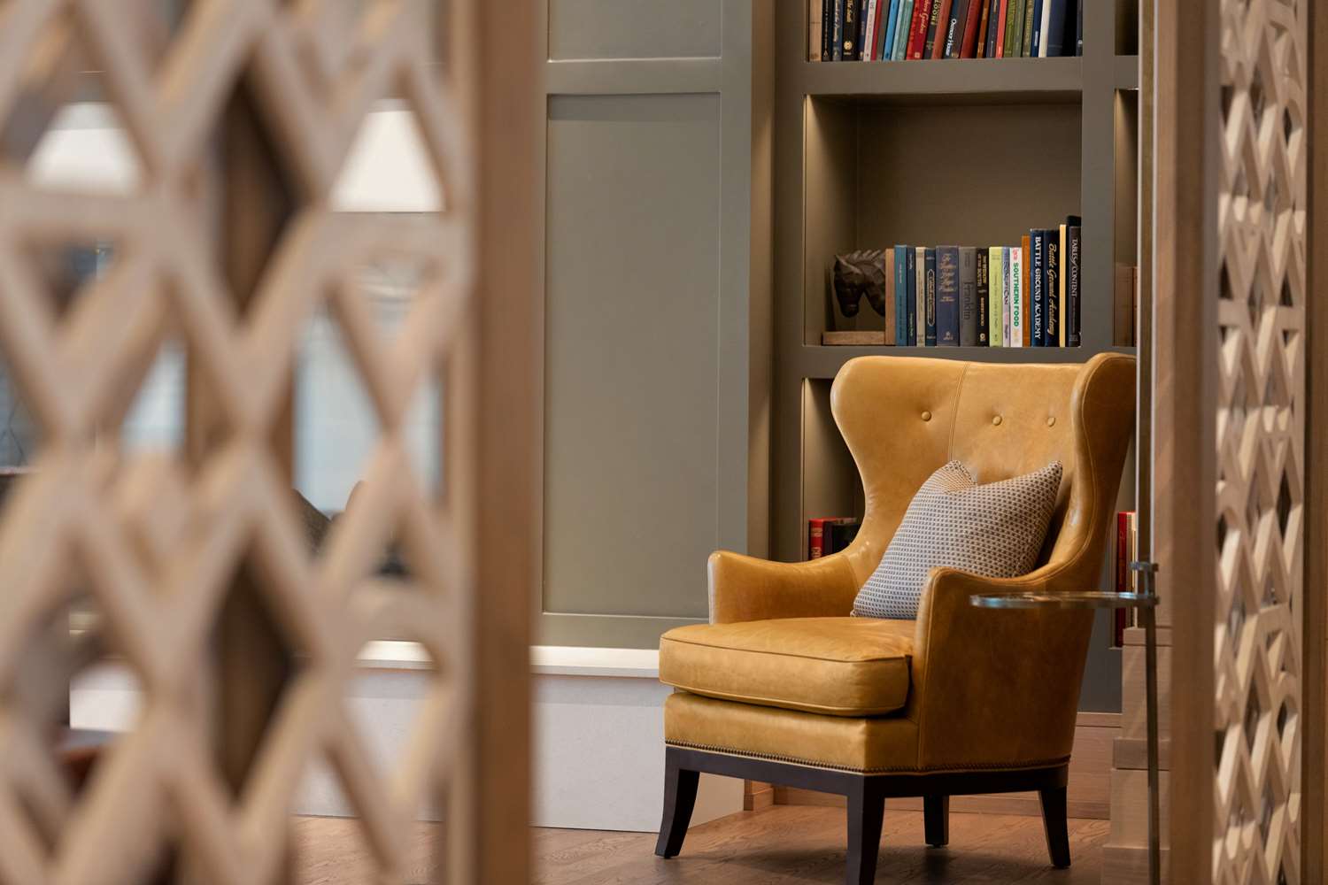 Фото The Harpeth Franklin Downtown, Curio Collection by Hilton