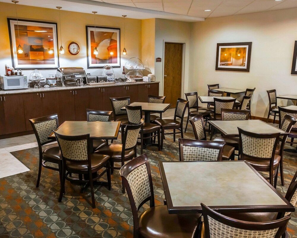 Фото Ramada by Wyndham Michigan City