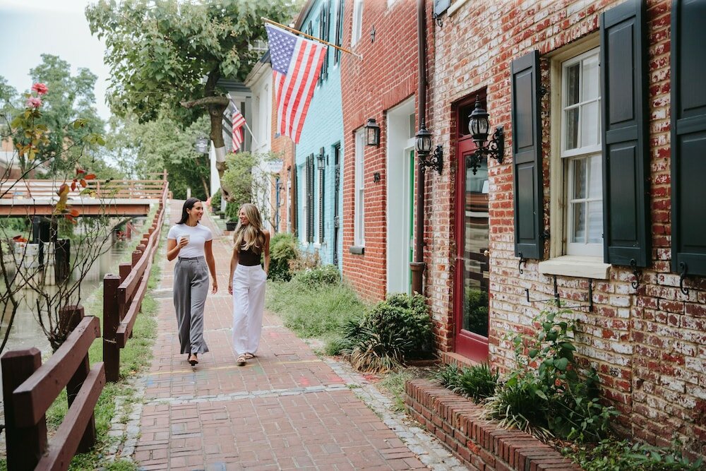 Фото Melrose Georgetown Hotel