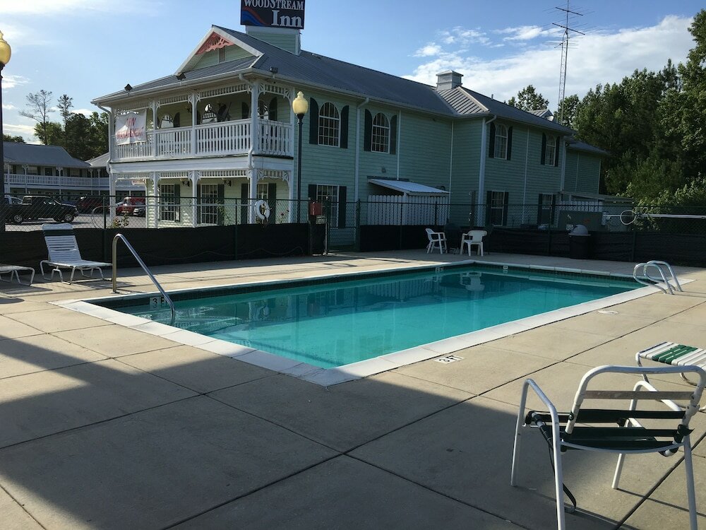 Фото Woodstream Inn