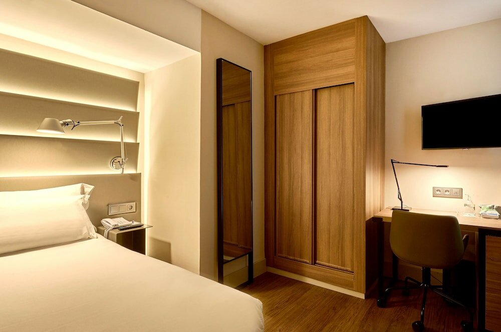 Фото Nh Sants Barcelona