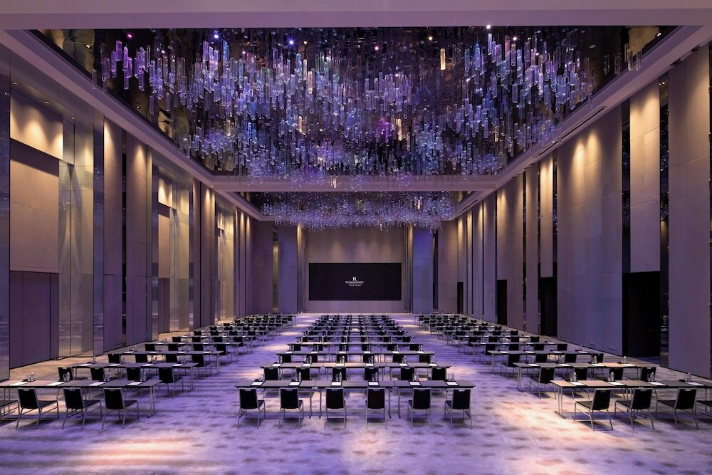 Фото Renaissance Shenzhen Bay Hotel
