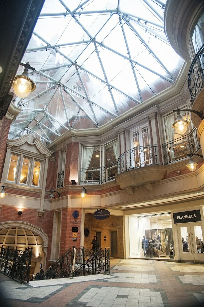 Фото Macdonald Burlington Hotel