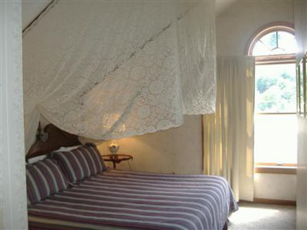 Фото Sturbridge Country Inn