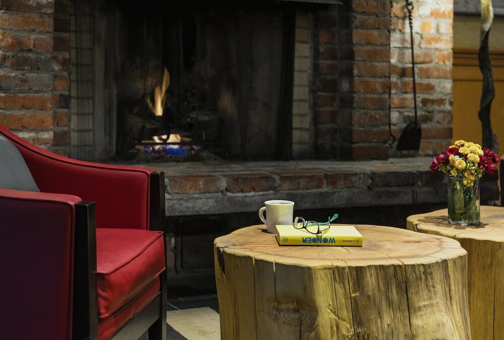 Фото Whistler Village Inn And Suites