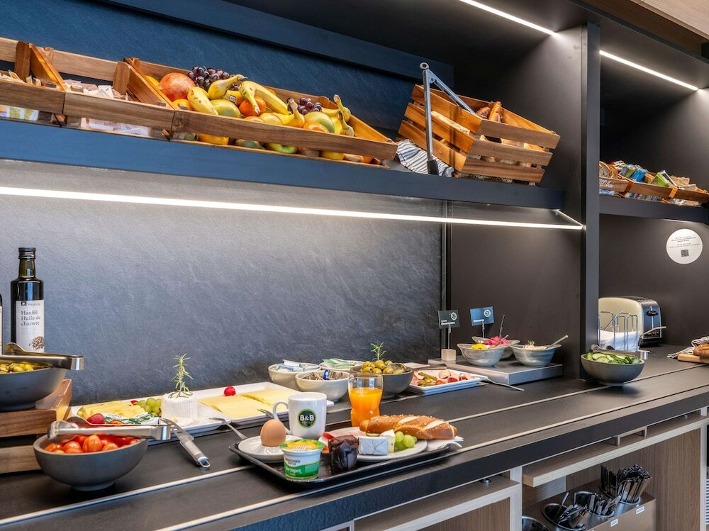 Фото B&b Hotel Schweinfurt-City