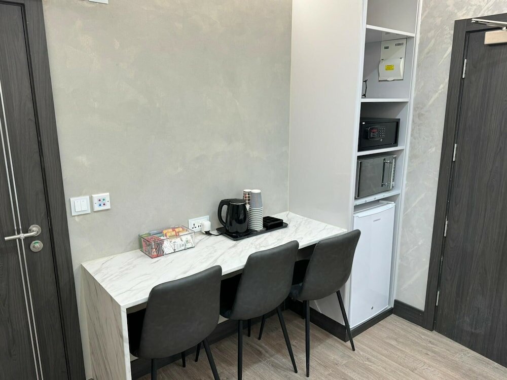 Фото Park Avenue Hotel