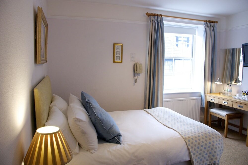 Фото Chantry Hotel