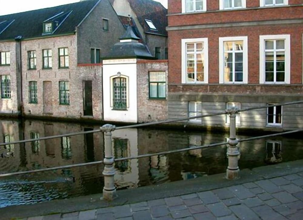 Фото Canalview Hotel Ter Reien