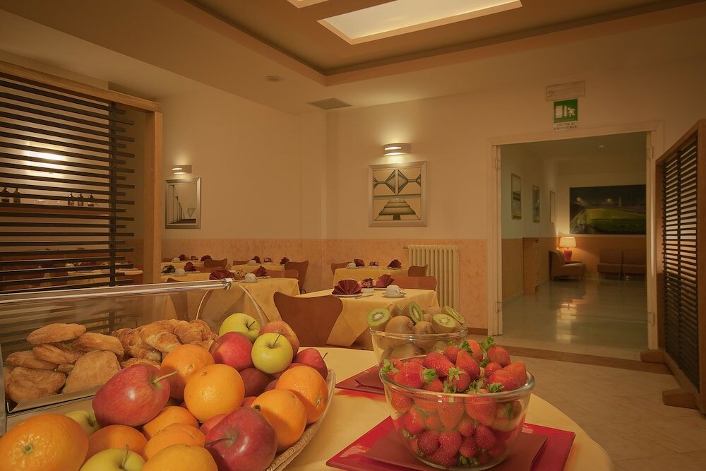 Фото Hotel Meridiana