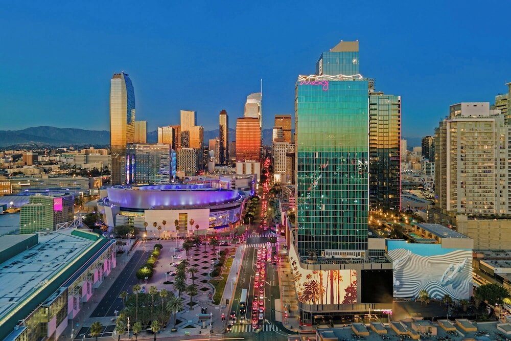 Фото Moxy Downtown Los Angeles