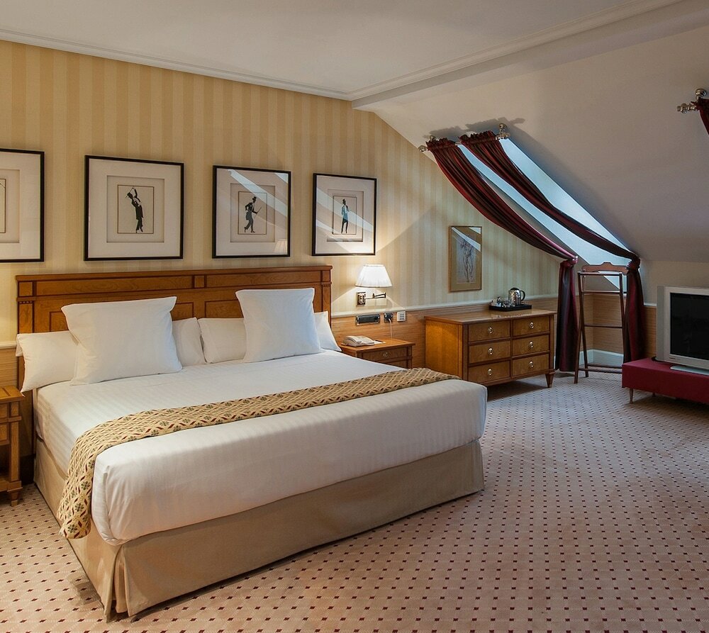 Фото Hotel Valladolid Recoletos