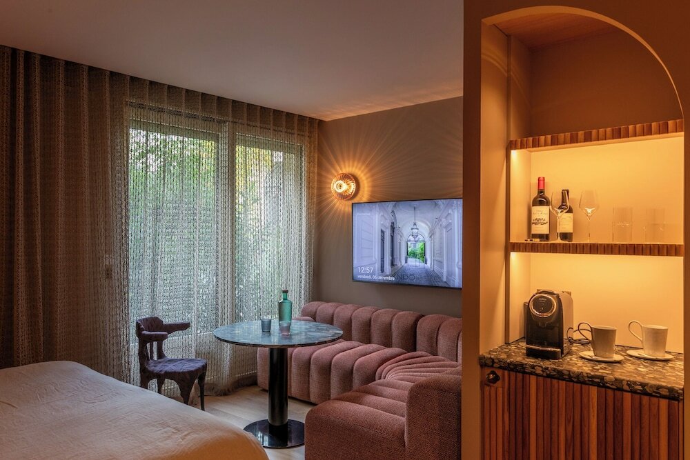 Фото Yndo Hôtel