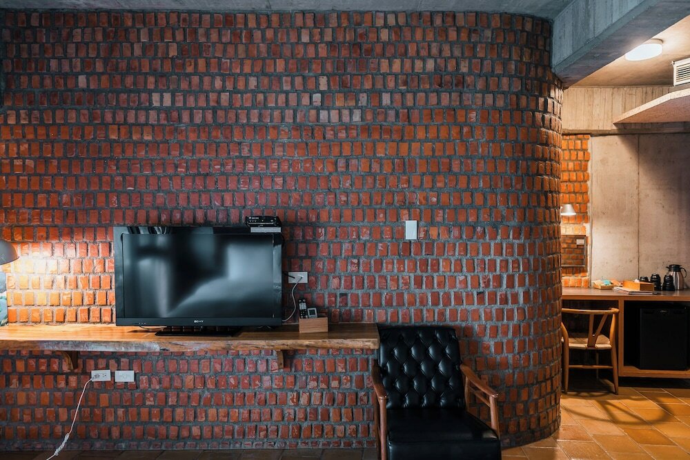 Фото The Light Inn