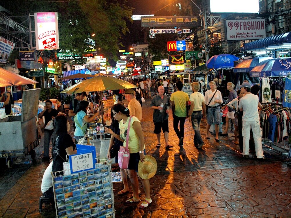 Фото Holiday Inn Bangkok Silom