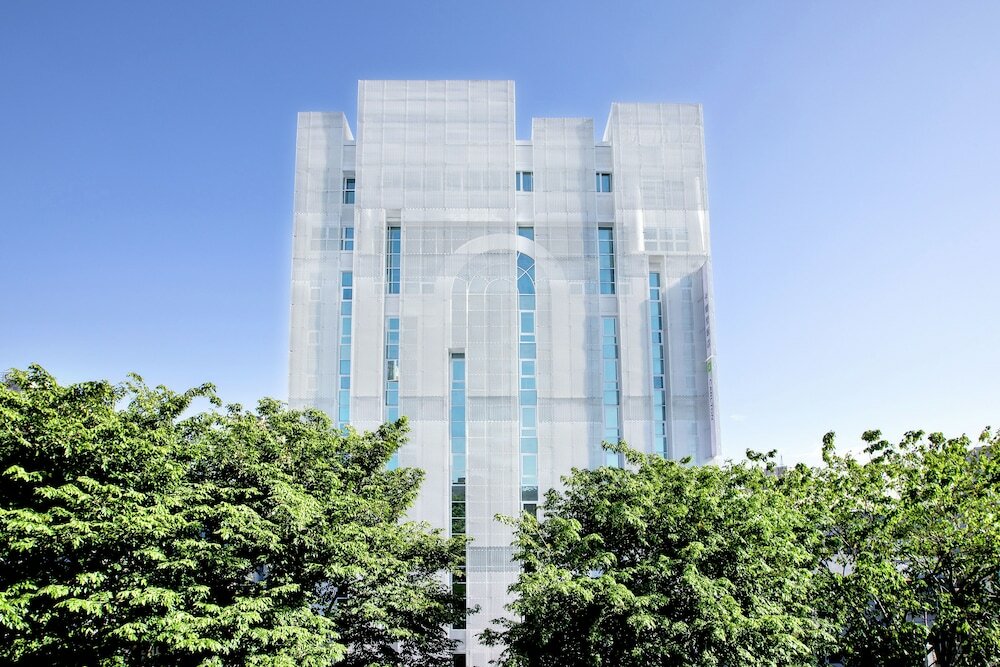 Фото The Carlton