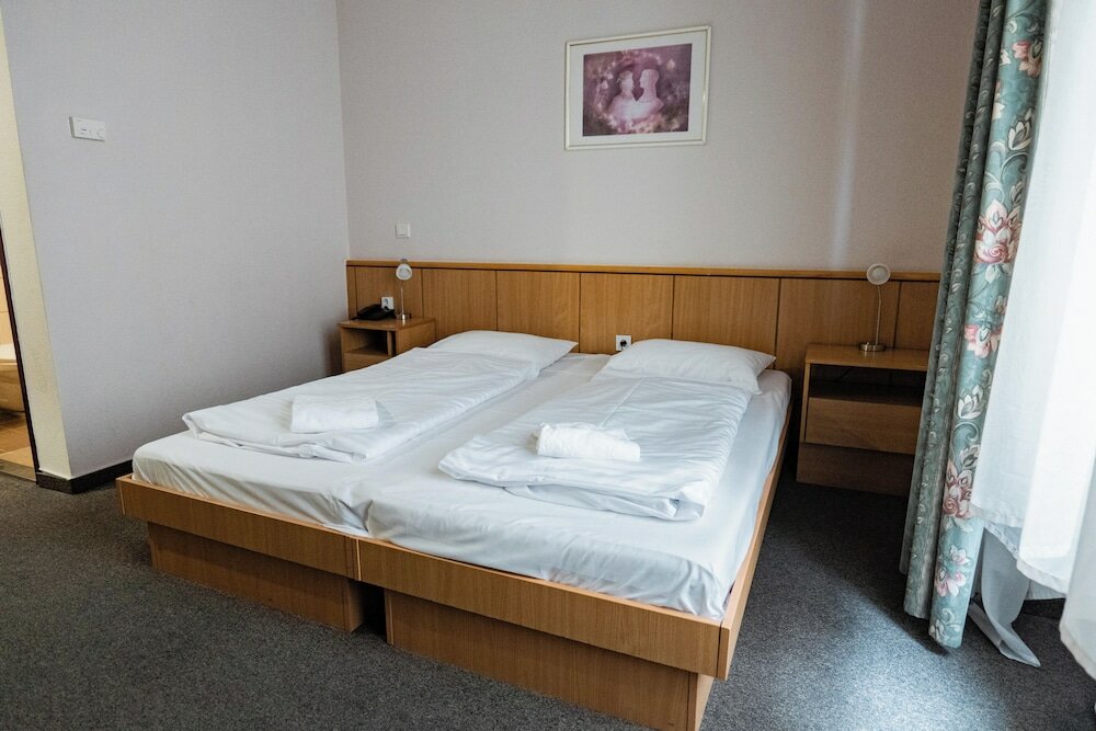 Фото City Hotel Pilvax