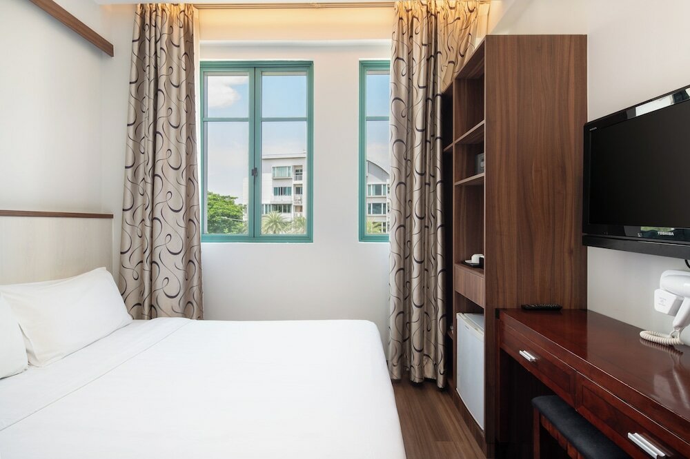 Фото отеля 2