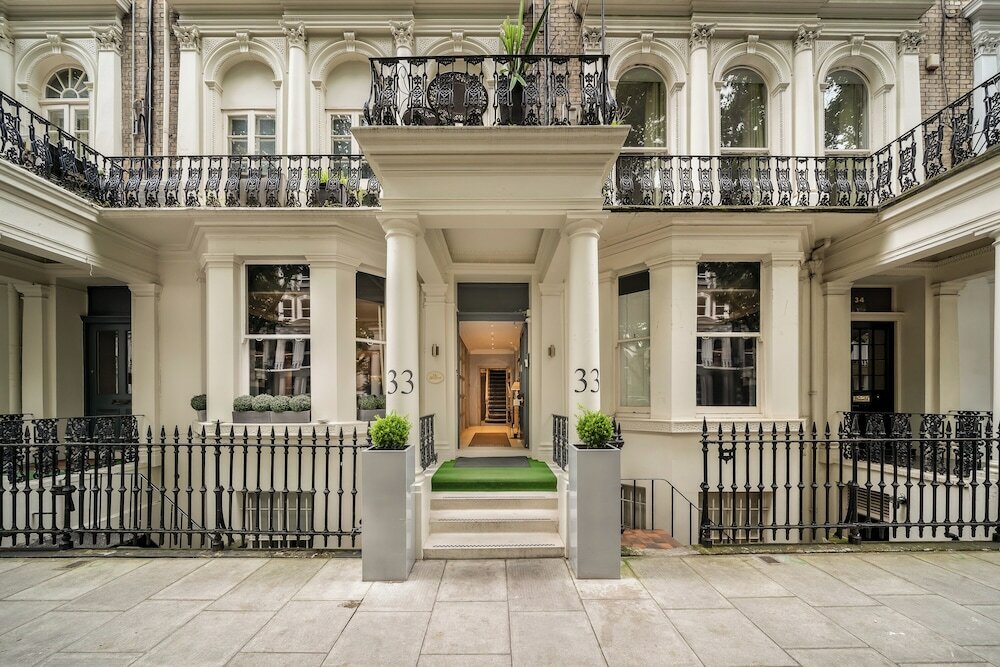 Фото The Beaufort Hotel