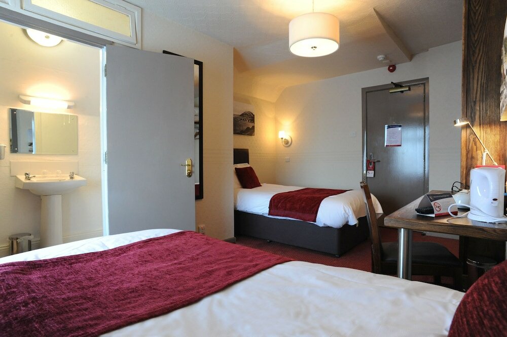 Фото The Spyglass and Kettle