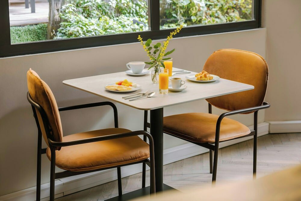 Фото Yelo Lumière by Sonder