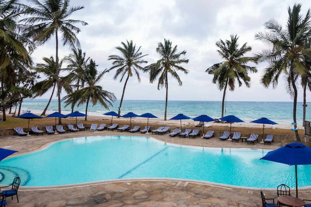 Фото Jacaranda Indian Ocean Beach Resort