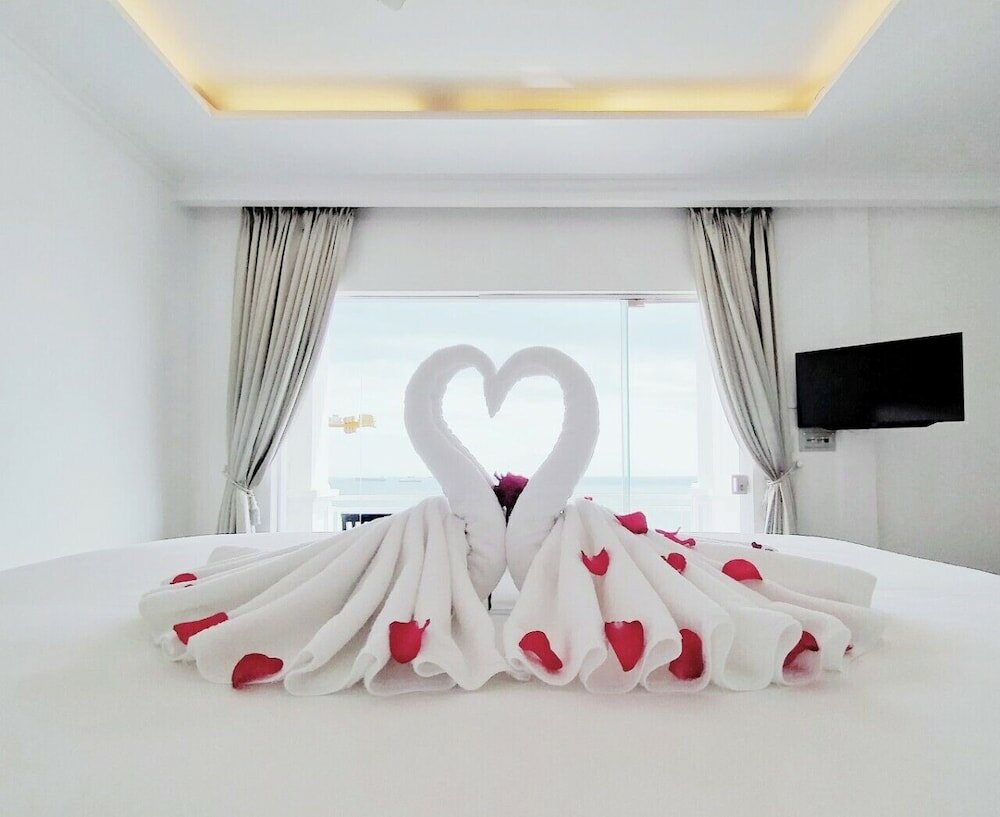 Фото Léman Cap Resort & SPA