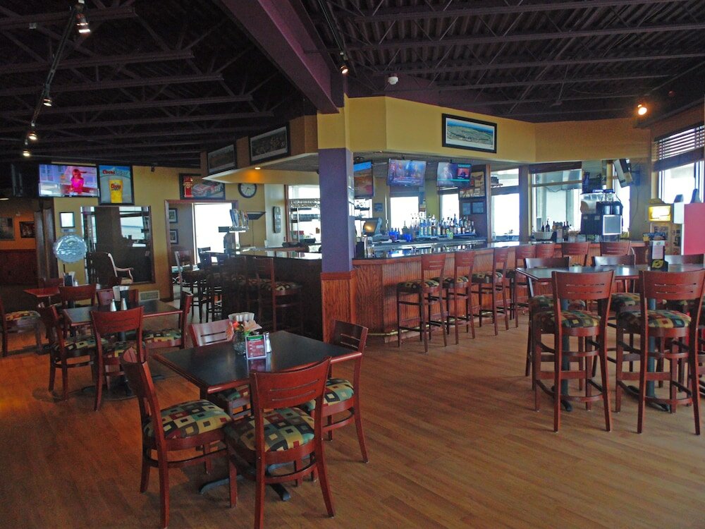 Фото Lakeside Resort and Conference Center