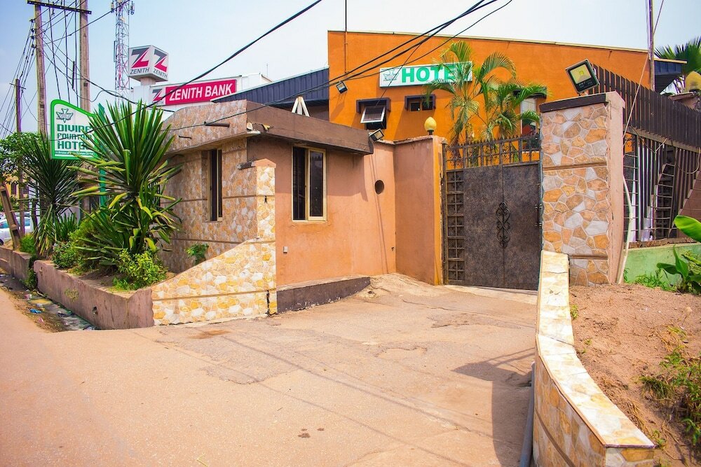 Фото Divine Fountain Agidingbi