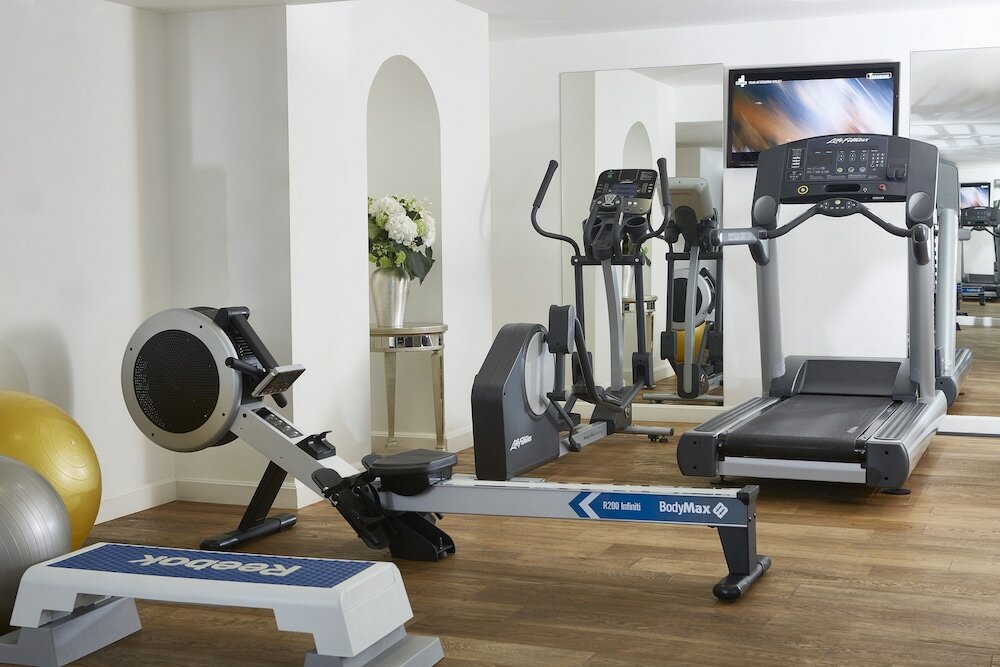 Фото The Westbridge Hotel