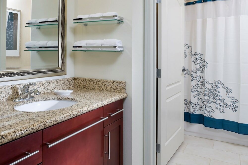 Фото Residence Inn Fargo