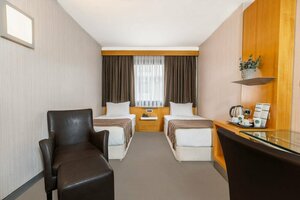 Point Hotel Taksim (Istanbul, Beyoglu, Kocatepe Neighborhood, Artillery Street, 2), hotel