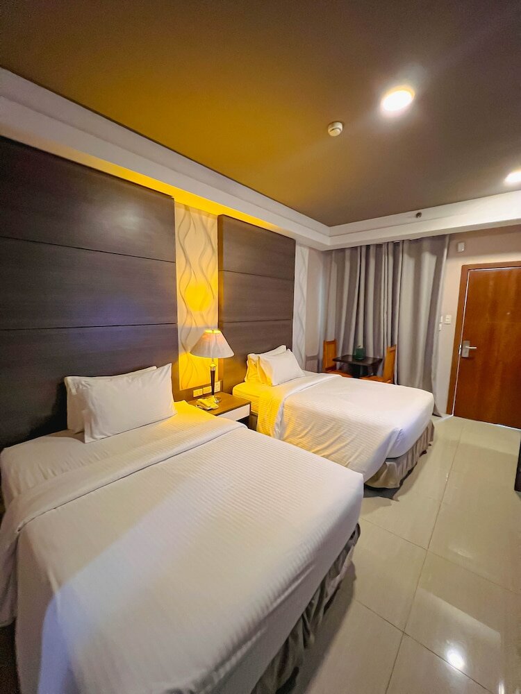 Фото 88 Courtyard Hotel