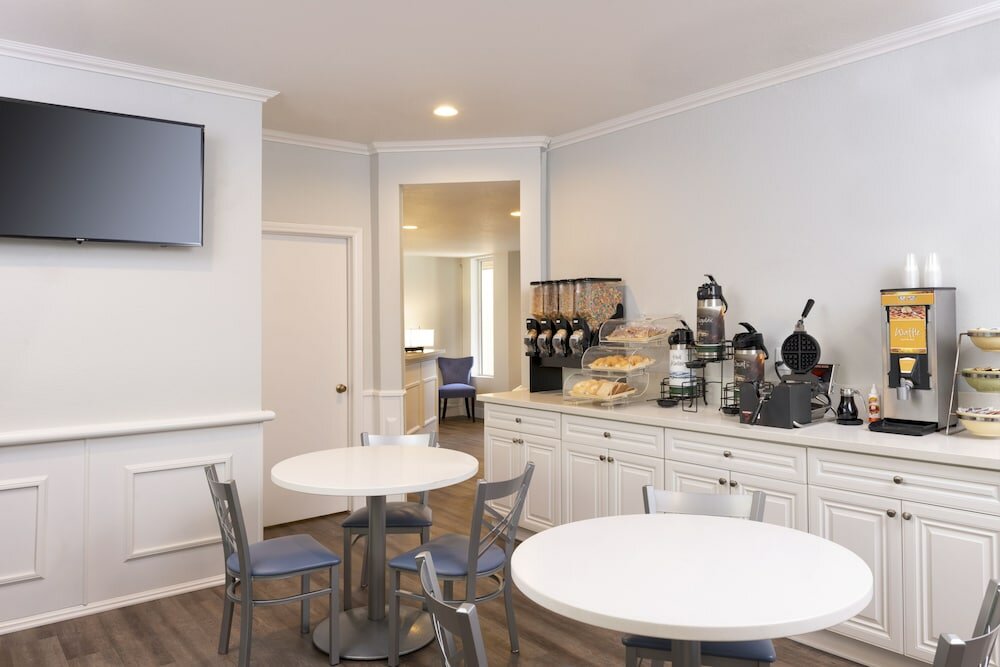 Фото Beachfront Inn and Suites at Dana Point