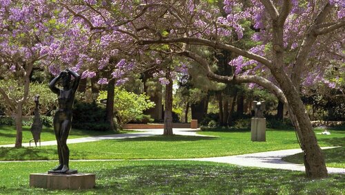 Внешний вид отеля UCLA Luskin Conference Center в Лос-Анджелесе, фото 4