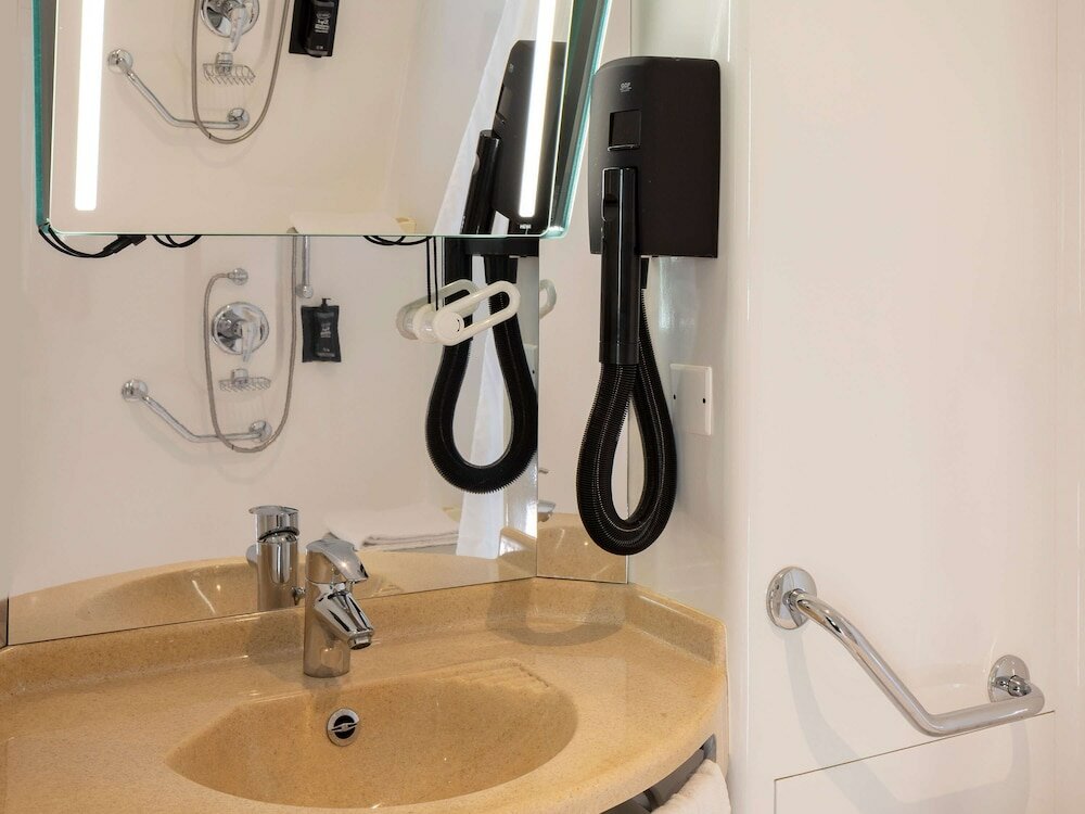 Фото Ibis Marseille Centre Euromed