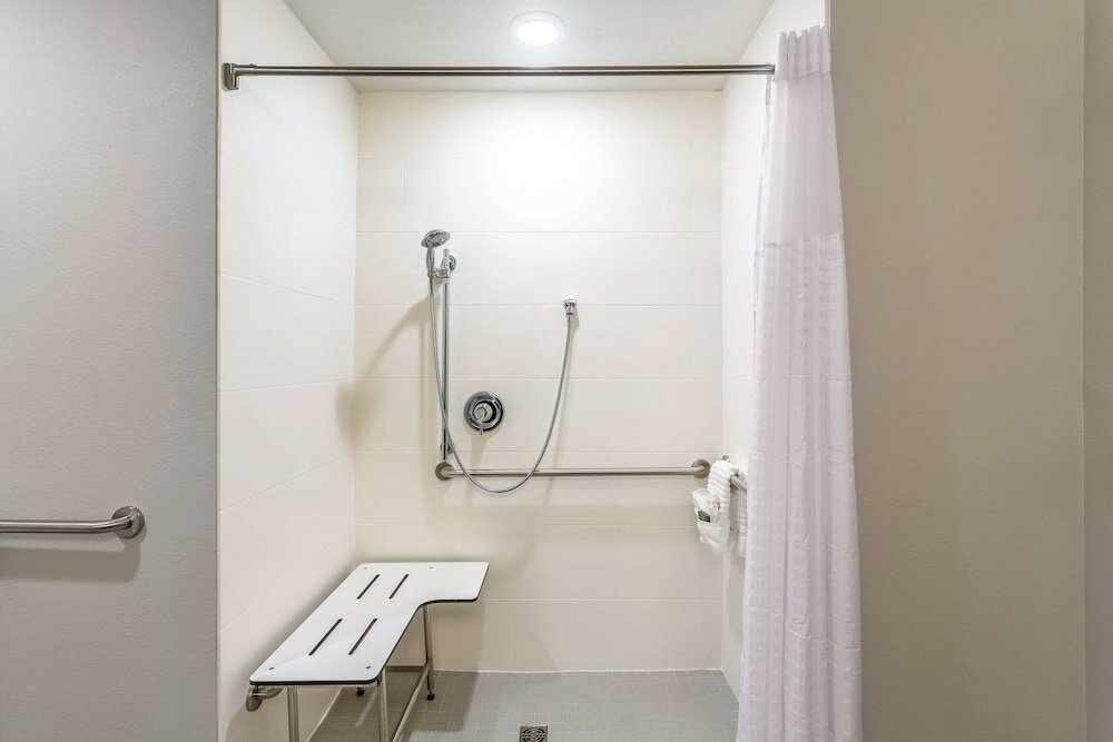 Фото Comfort Inn & Suites Salt Lake City Airport