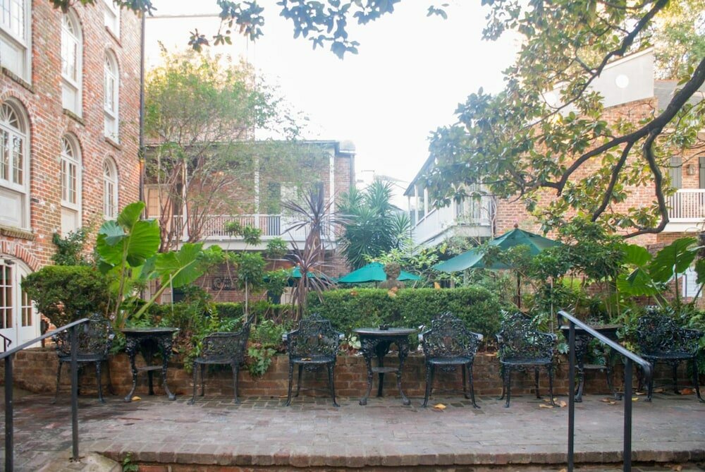 Фото Place d'Armes Hotel