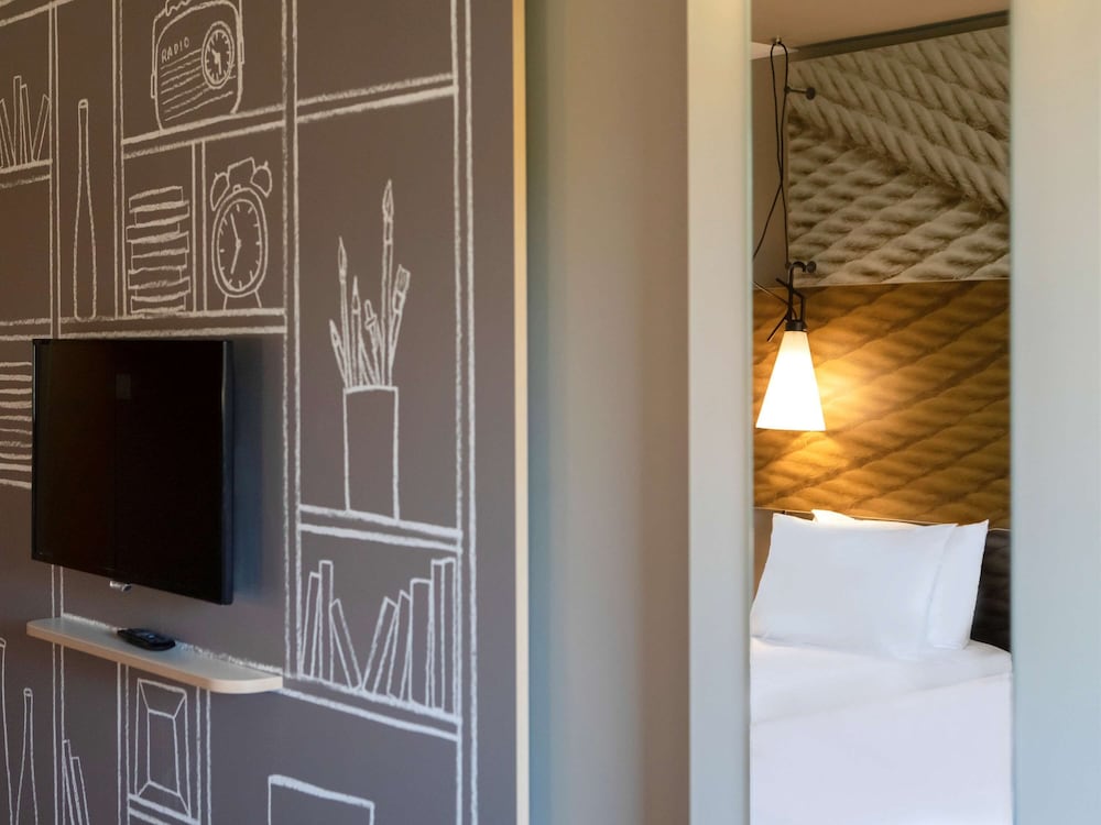 Фото Ibis Budapest Castle Hill