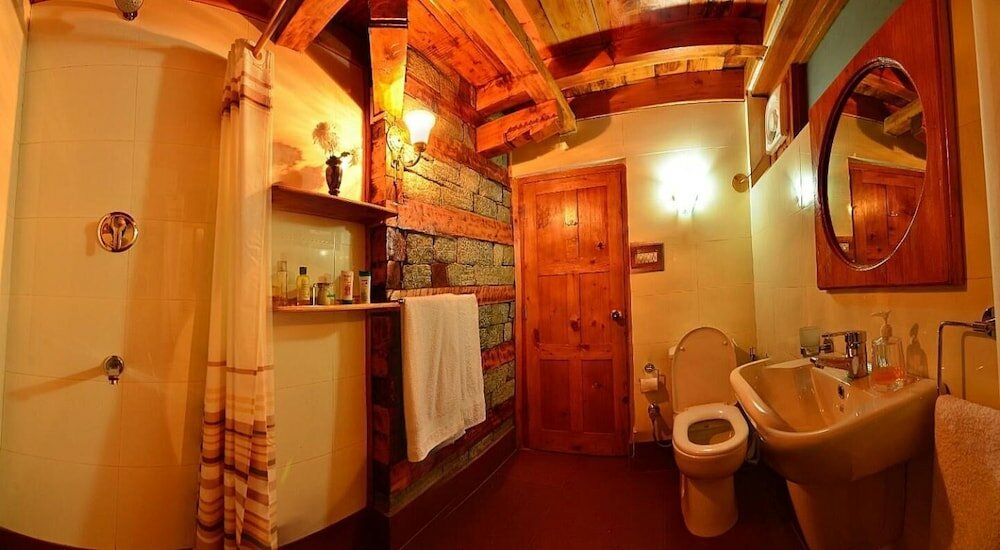 Фото Himalayan Kothi Kais