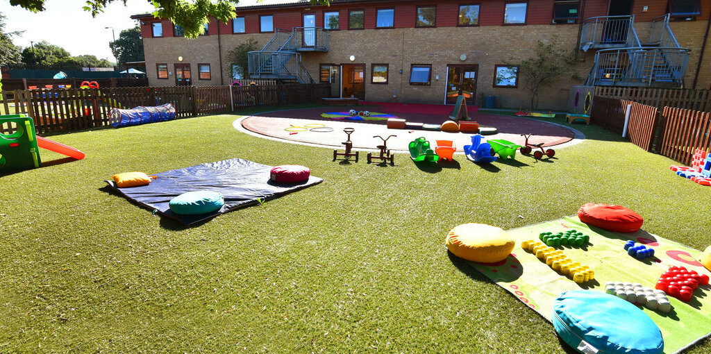 School Bright Horizons Tooting Looking Glass Day Nursery and Preschool, London, photo