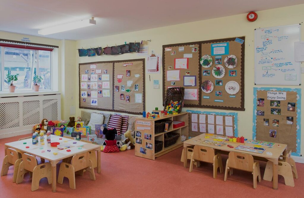 School Bright Horizons Highams Park Day Nursery and Preschool, London, photo
