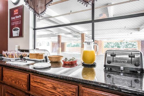 Гостиница Econo Lodge Pico Rivera в Дауни