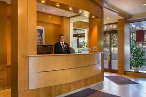 Гостиница Hotel Rieker Stuttgart Hauptbahnhof