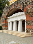 Grotto Ruins (Manezhnaya Street, 2-10соор6), naturaleza
