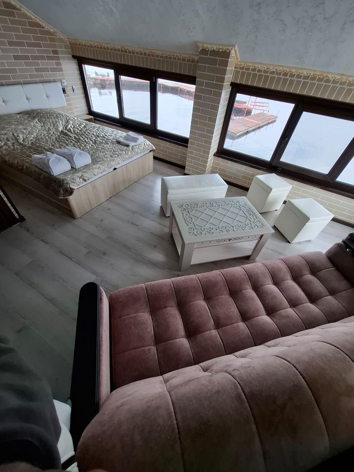 Фото Нептун