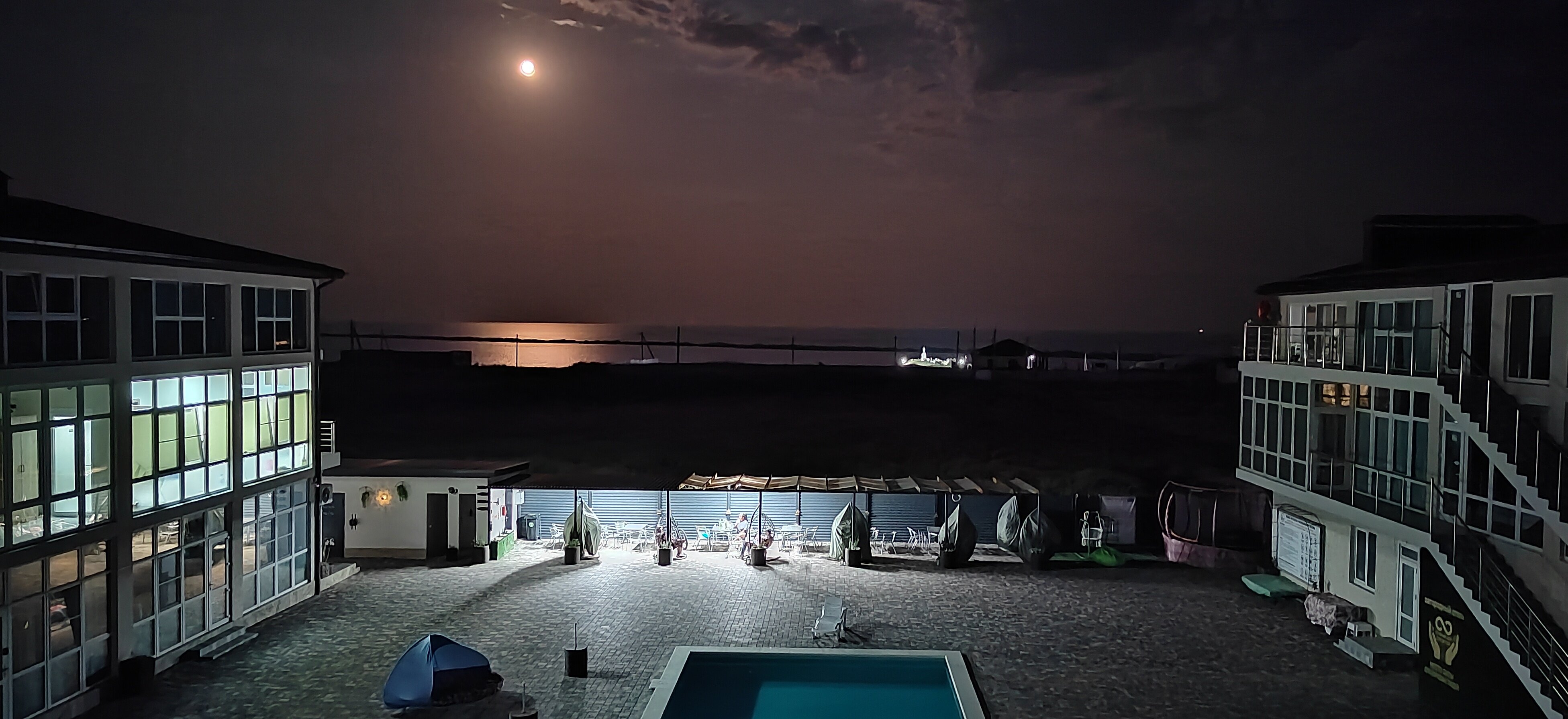 Фото Клубный дом для друзей