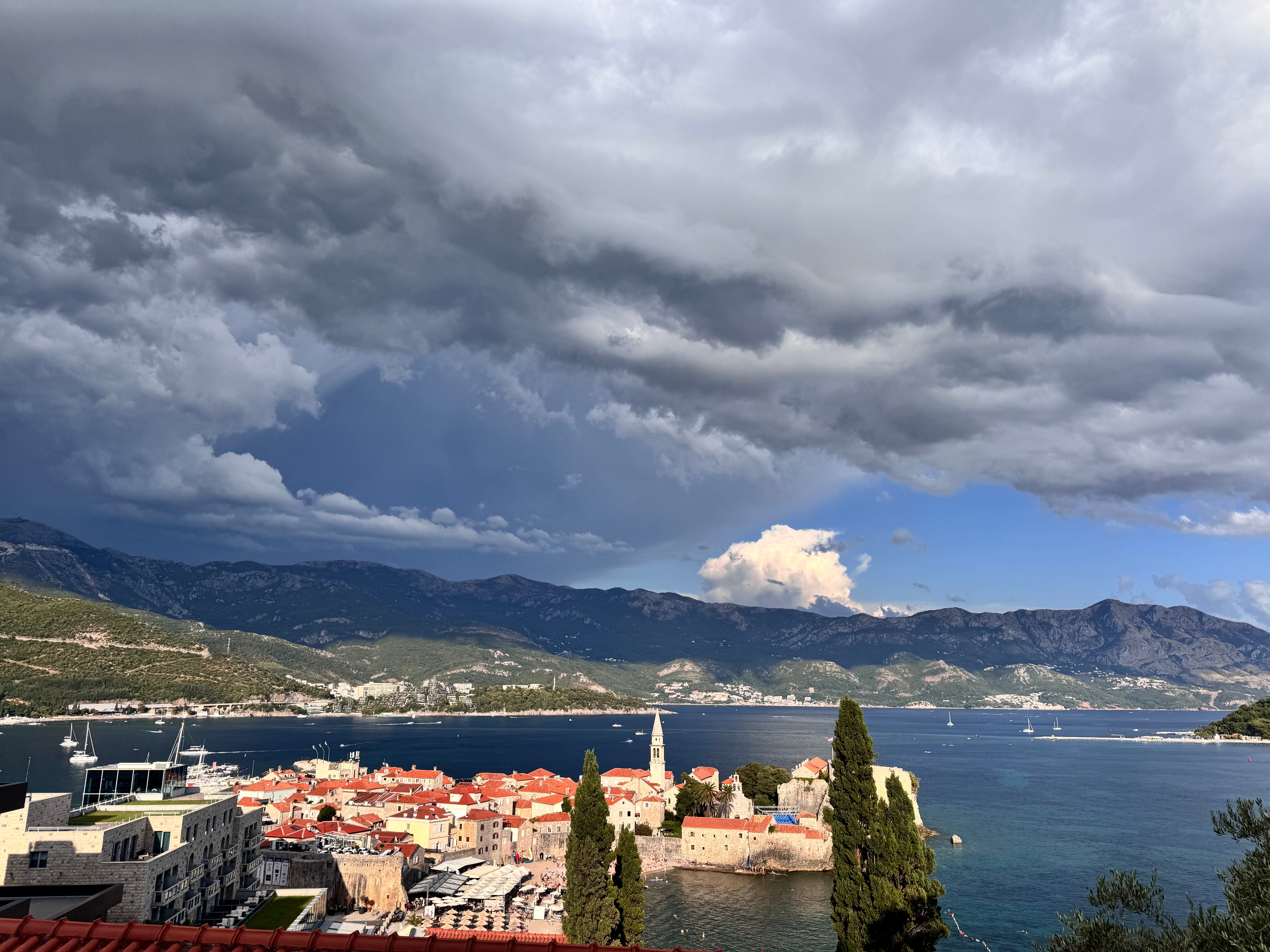 Фото Avala Resort & Villas